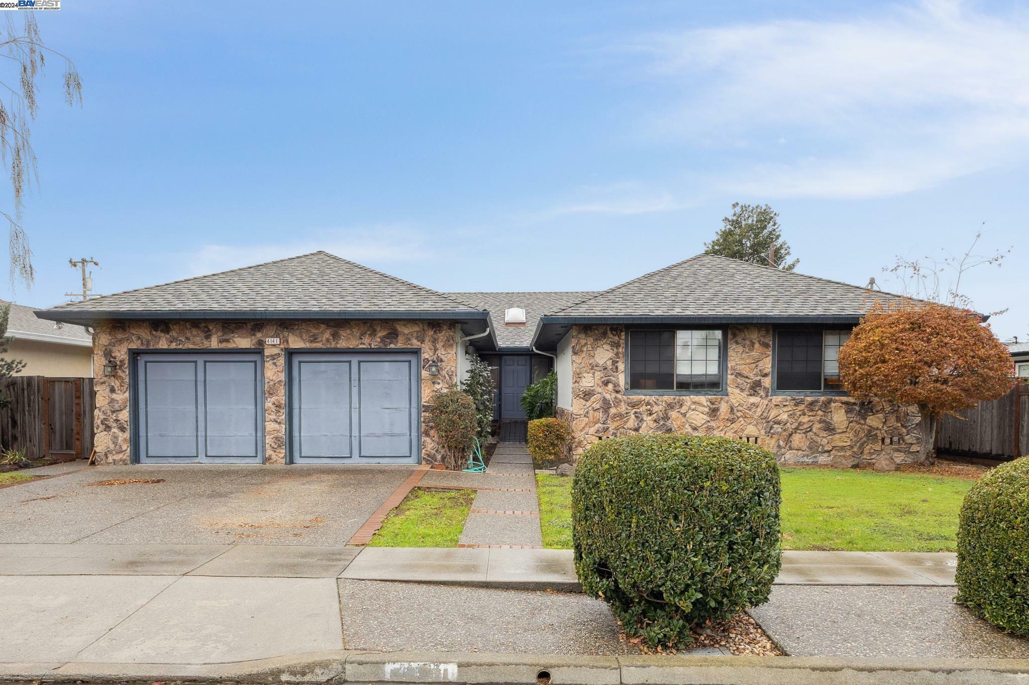 Property Photo:  4141 Lombard Ave  CA 94536 