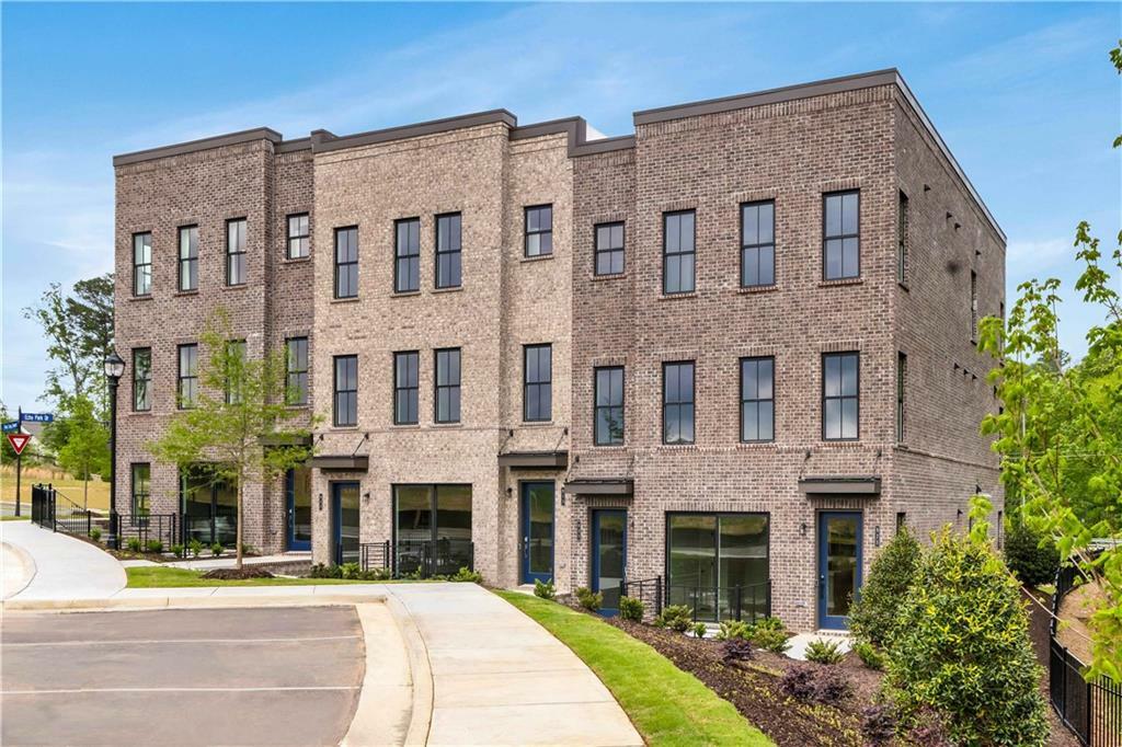 822 Urban Grange Way  Suwanee GA 30024 photo