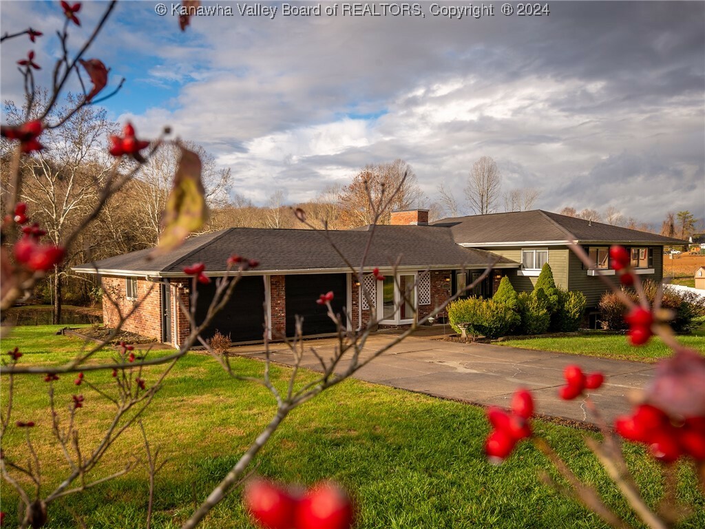 Property Photo:  231 Green Acres Estates  WV 25526 