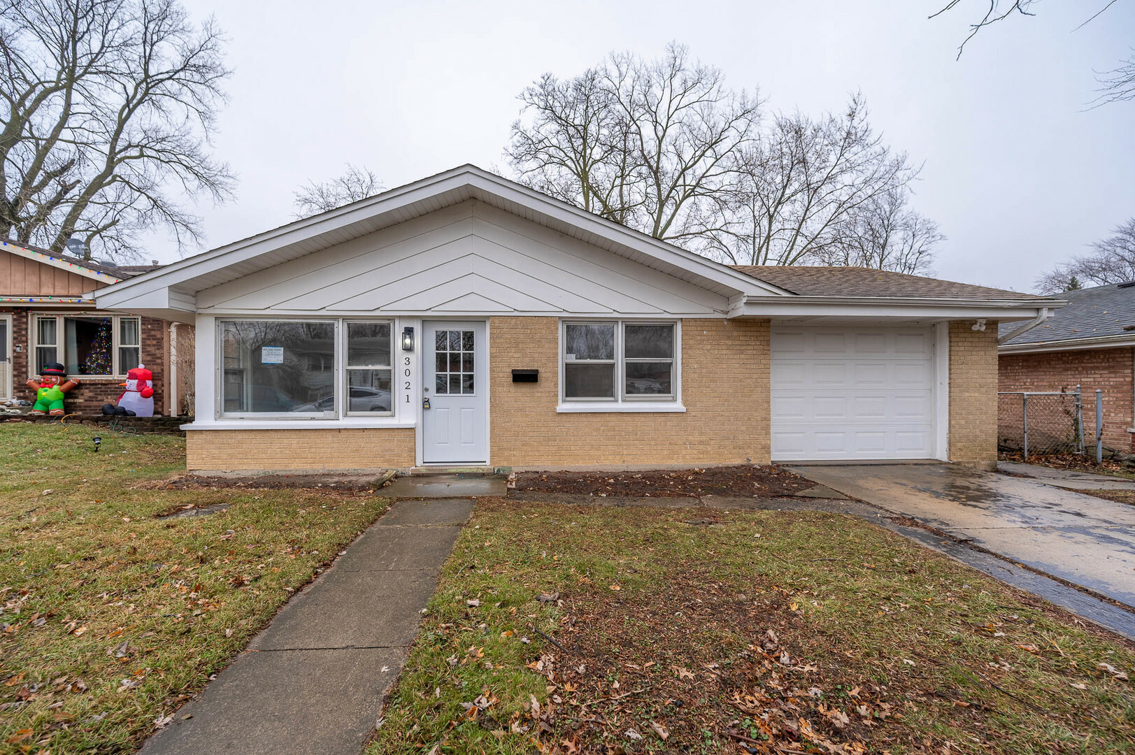 Property Photo: 3021 Phillips Avenue IL 60475