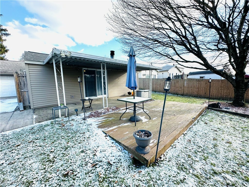 Property Photo:  1138 Tod Avenue  OH 44420 