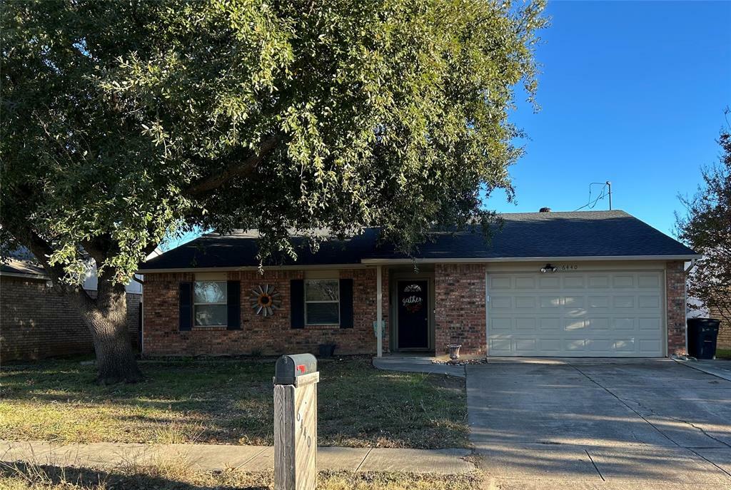 Property Photo:  6440 Buckingham Trail  TX 76182 