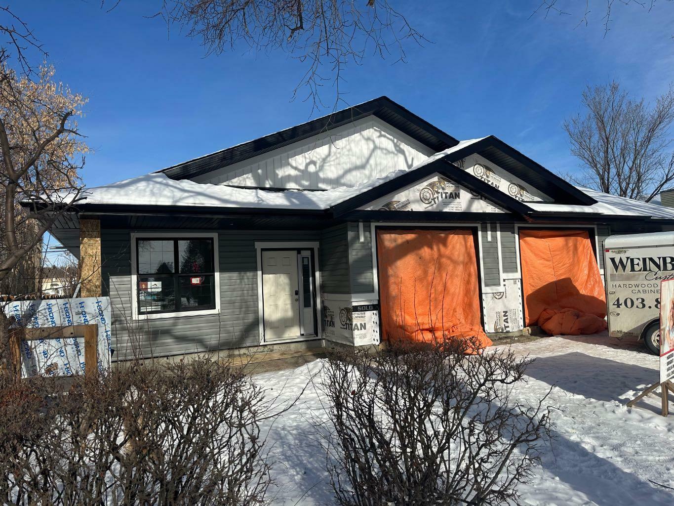 5418 49 Avenue 3  Lacombe AB T4L 1S6 photo