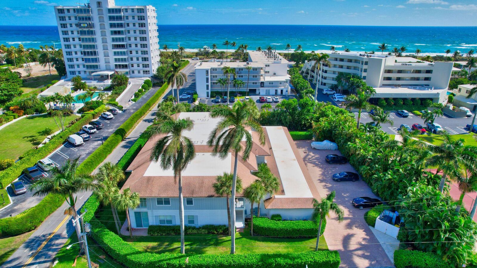 Property Photo:  1200 Thomas Street E  FL 33483 