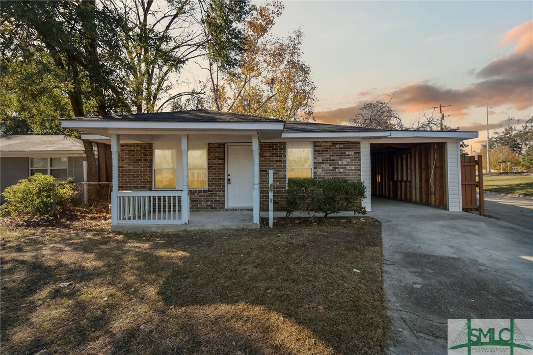 Property Photo:  601 E 31st Street  GA 31401 