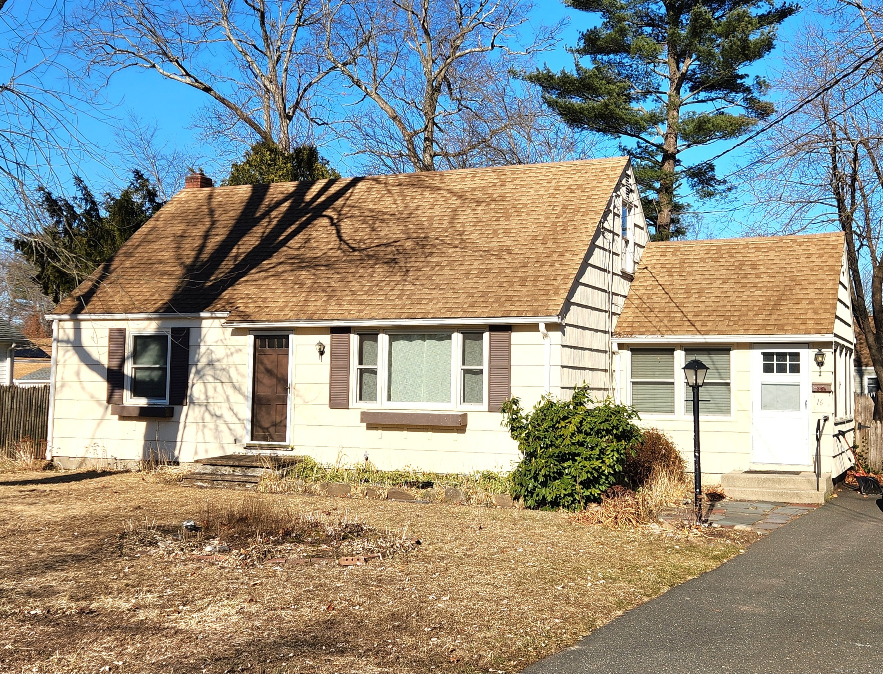 16 Ernest Street  Enfield CT 06082 photo