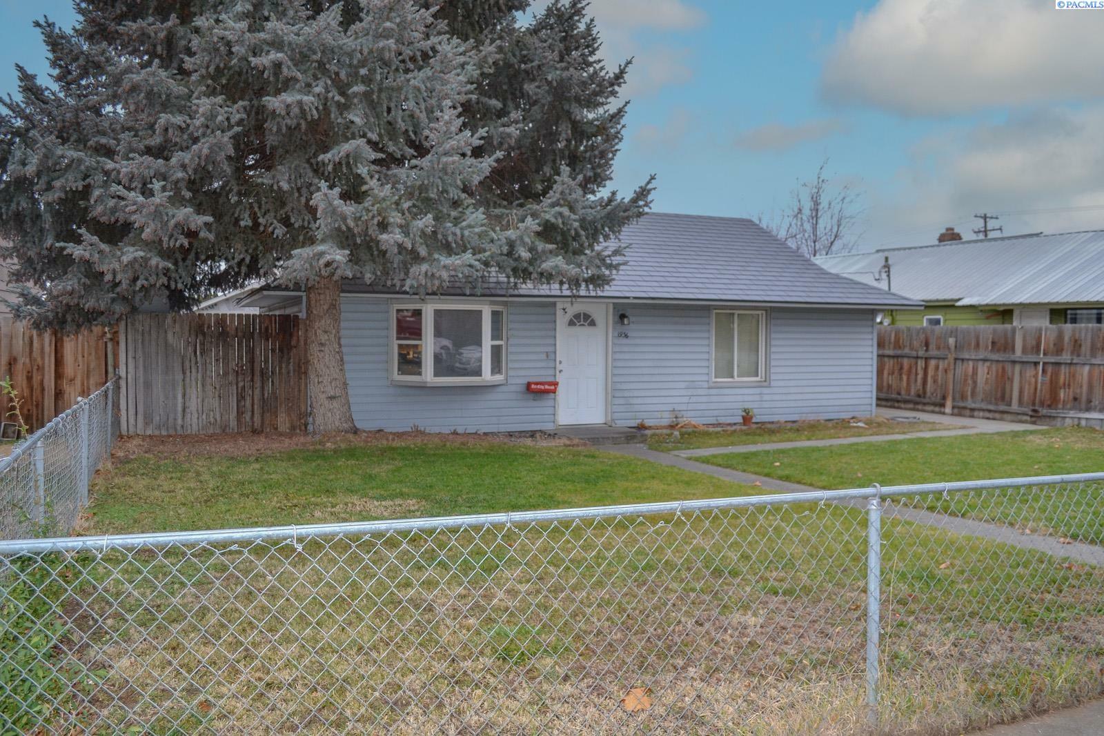 Property Photo:  1936 W Yakima Street  WA 99301 