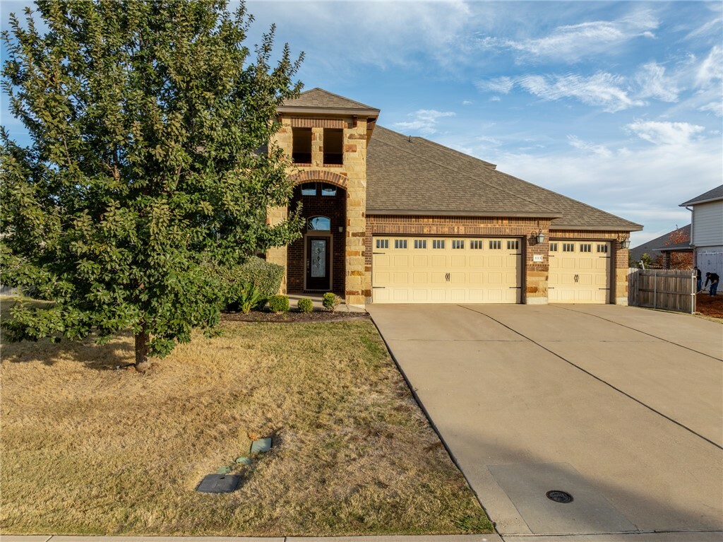 Property Photo:  1113 Milford Drive  TX 76712 