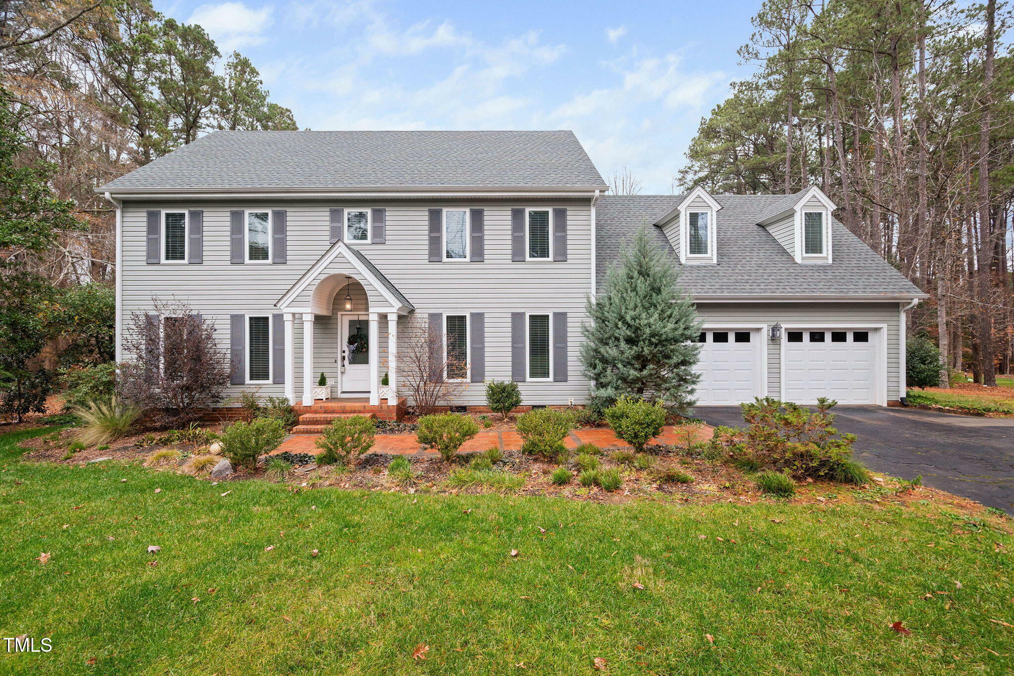 Property Photo: 624 Great Pine Way NC 27614