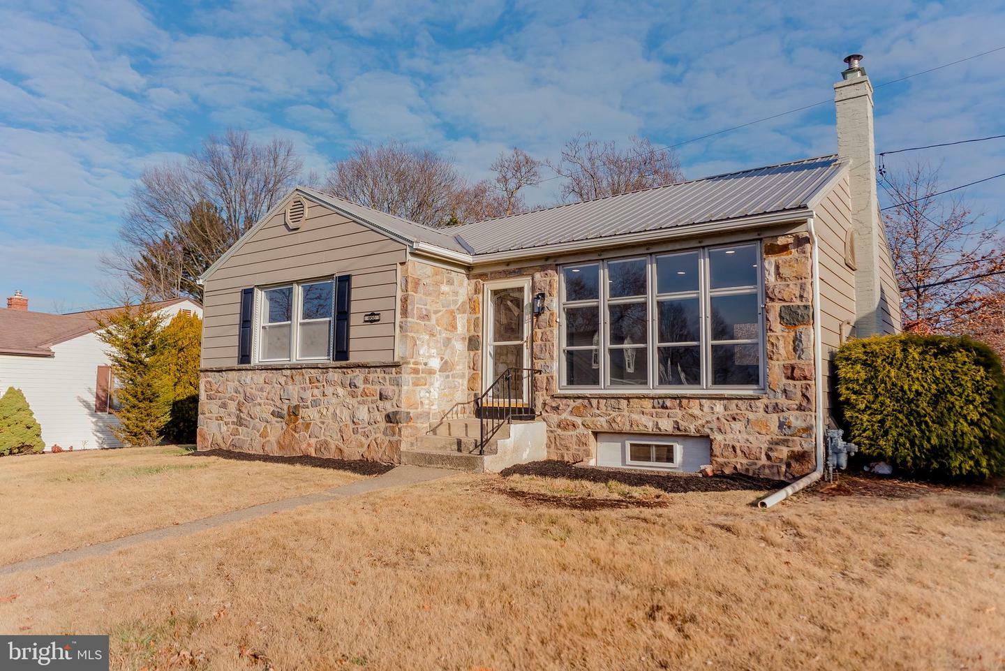 Property Photo:  955 N Hills Boulevard  PA 19464 