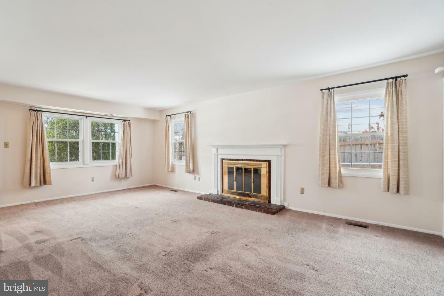 Property Photo:  1720 Urby Drive  MD 21114 