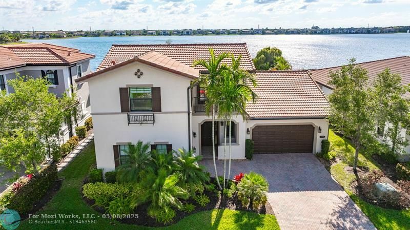 Property Photo: 8720 Watercrest Cir W FL 33076