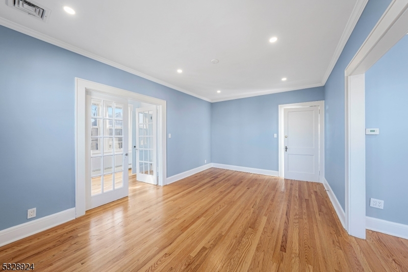 Property Photo:  400 W Elm St 2  NJ 07036 