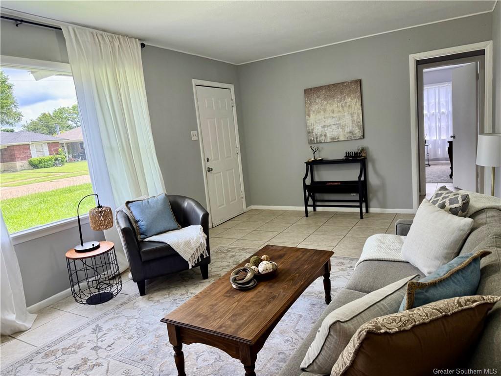 Property Photo: 1604 California Street LA 70607