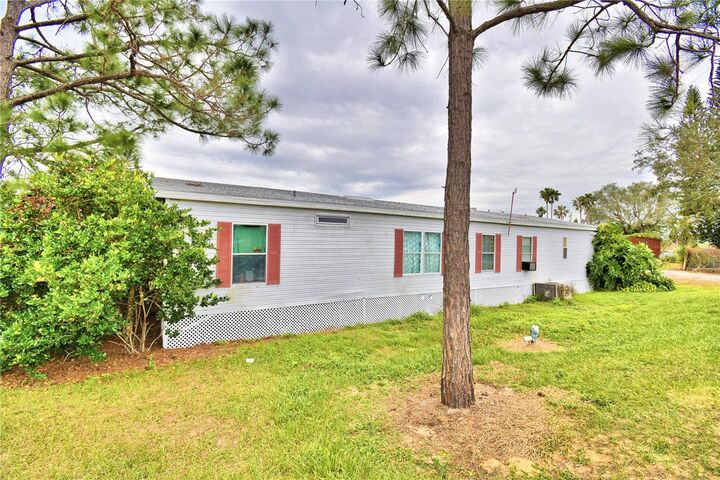 Property Photo:  8053 &Amp 8051 Lake Lowery Road  FL 33844 