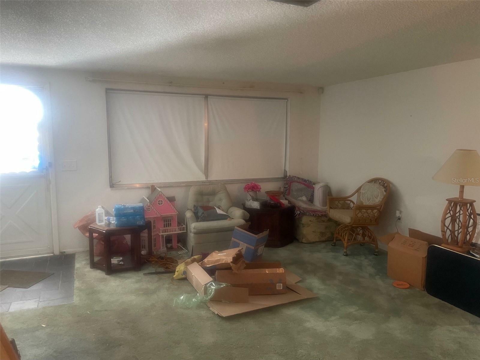 Property Photo:  5136 Skyland Drive  FL 34690 