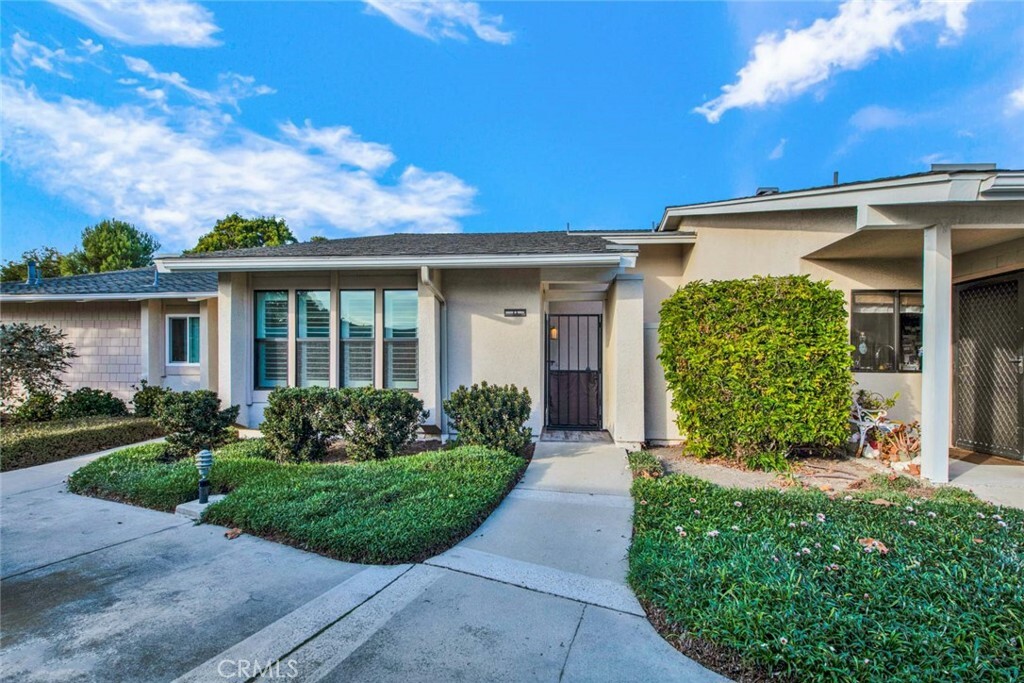 Property Photo:  8606 Solano Circle B-1003  CA 92646 