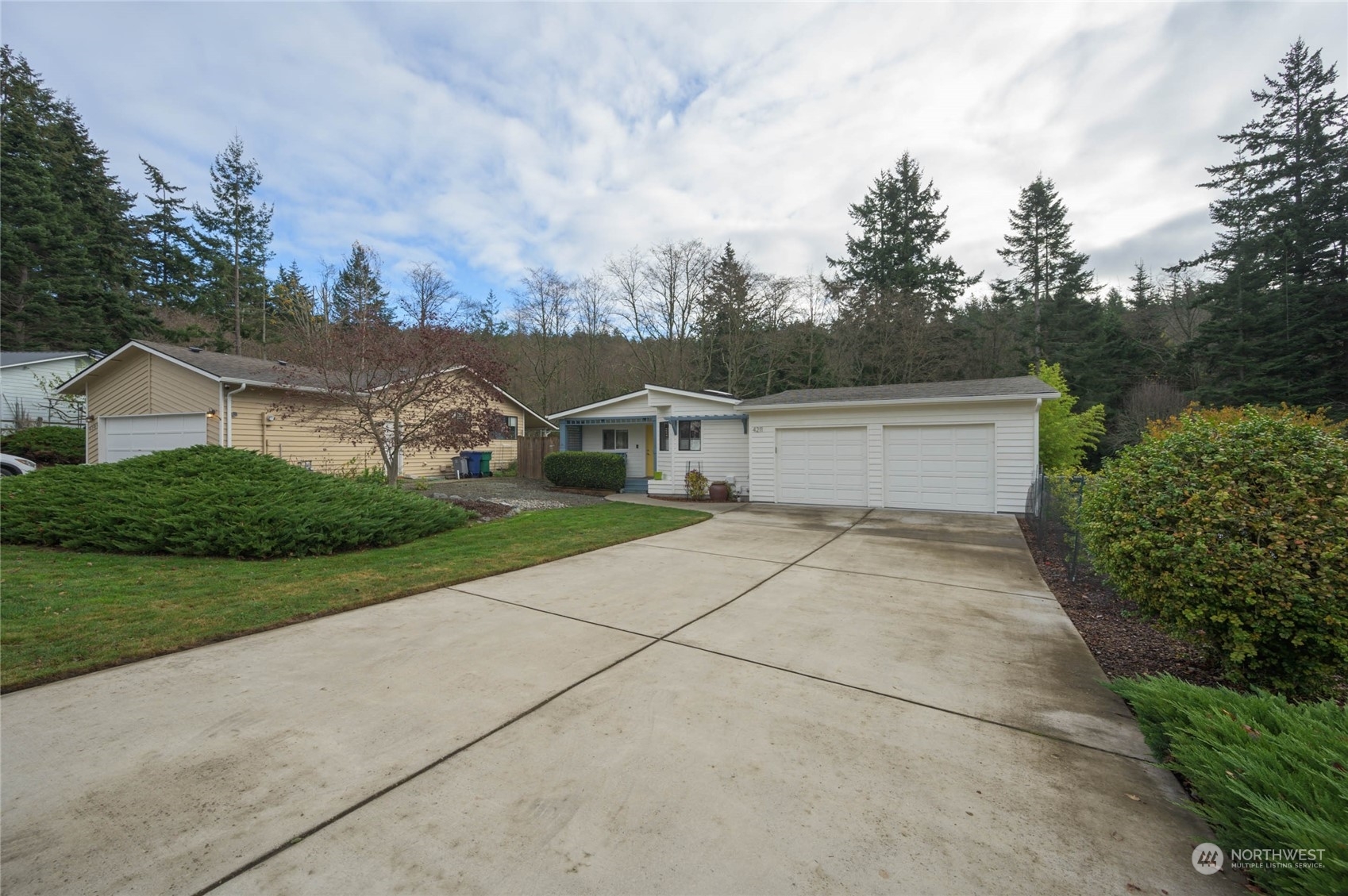 Property Photo:  4211  Bryce Drive  WA 98221 