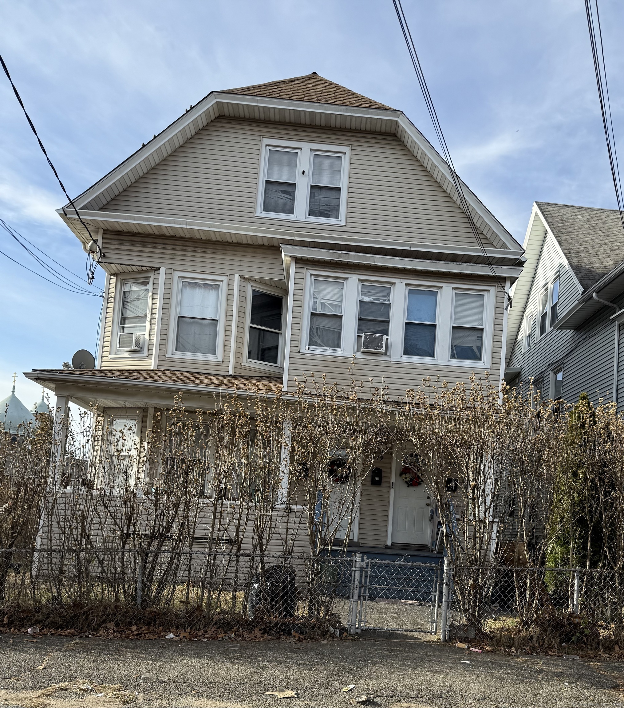 Property Photo:  317 Orchard Street  CT 06608 