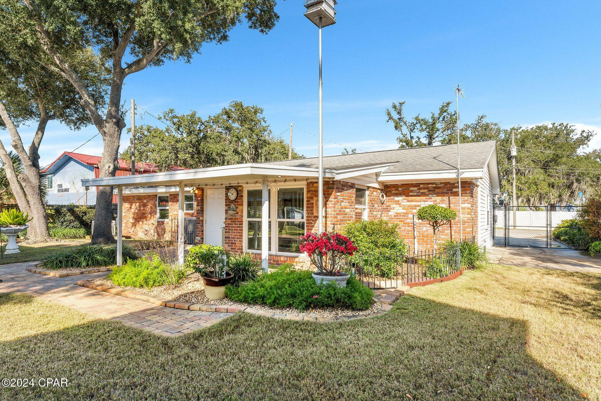 Property Photo:  2305 Mound Avenue  FL 32405 