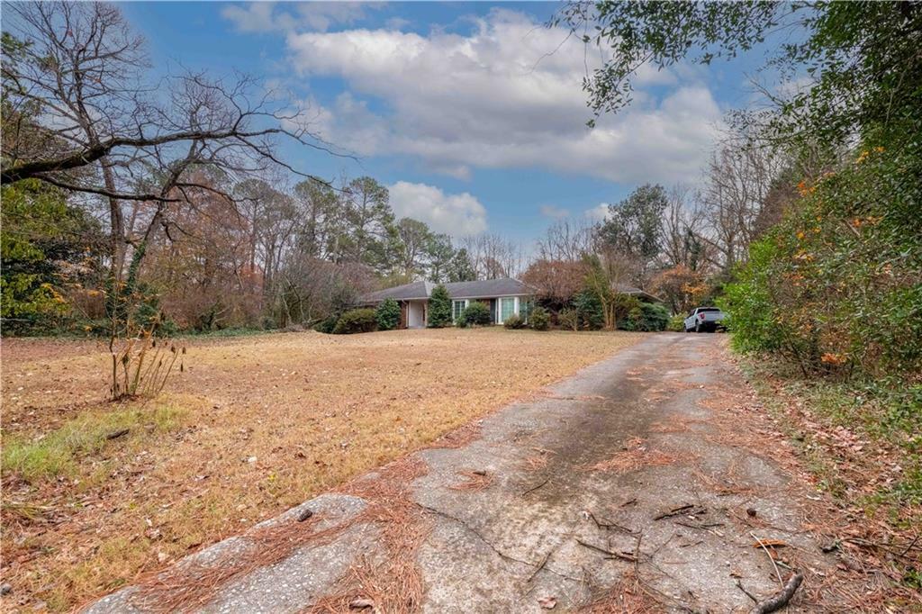 Property Photo:  750 Mount Vernon Highway  GA 30327 