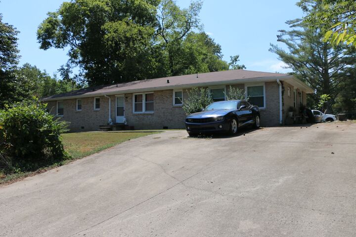 Property Photo:  2292 Old Ashland City Rd  TN 37043 