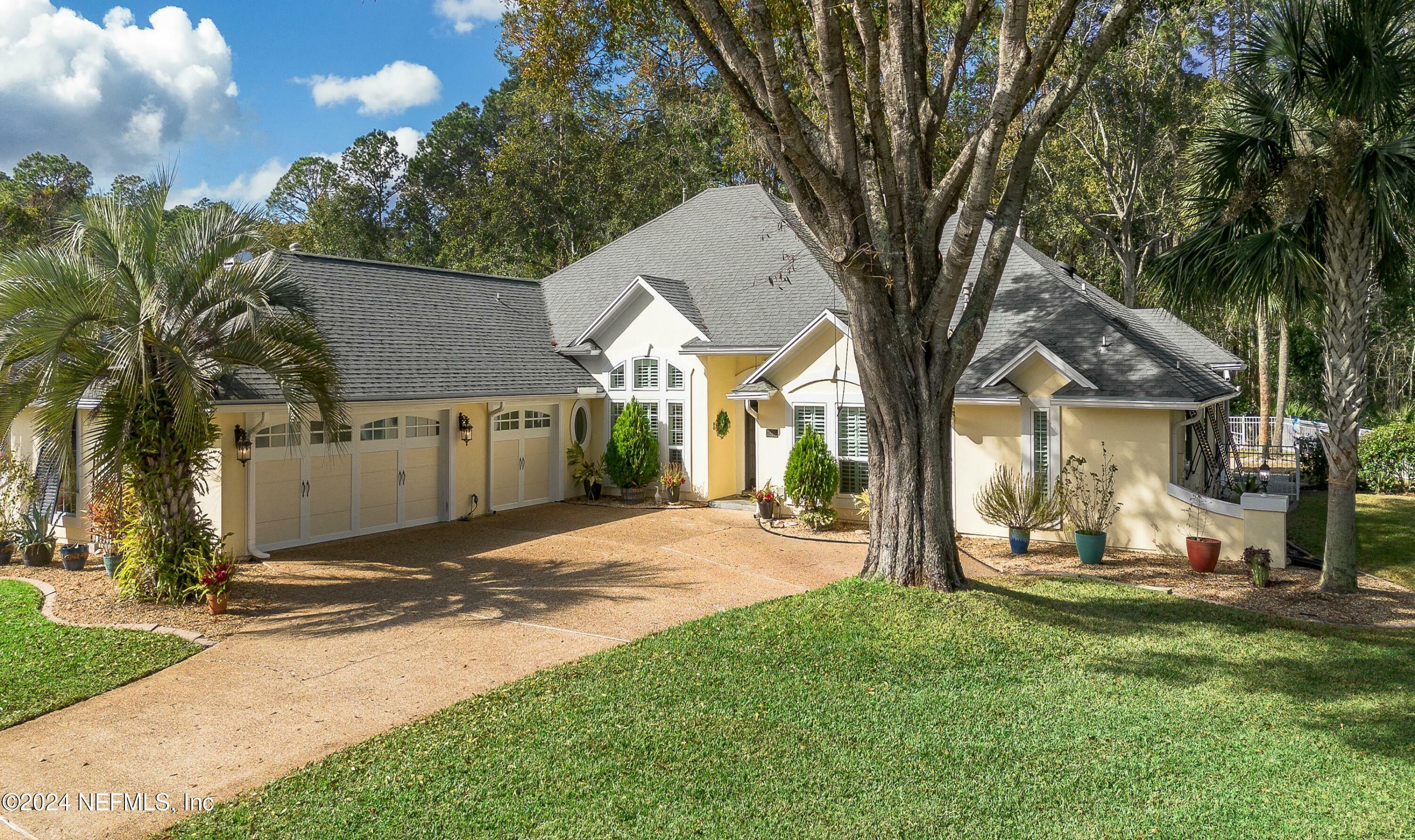 Property Photo:  1880 Commodore Point Drive  FL 32003 