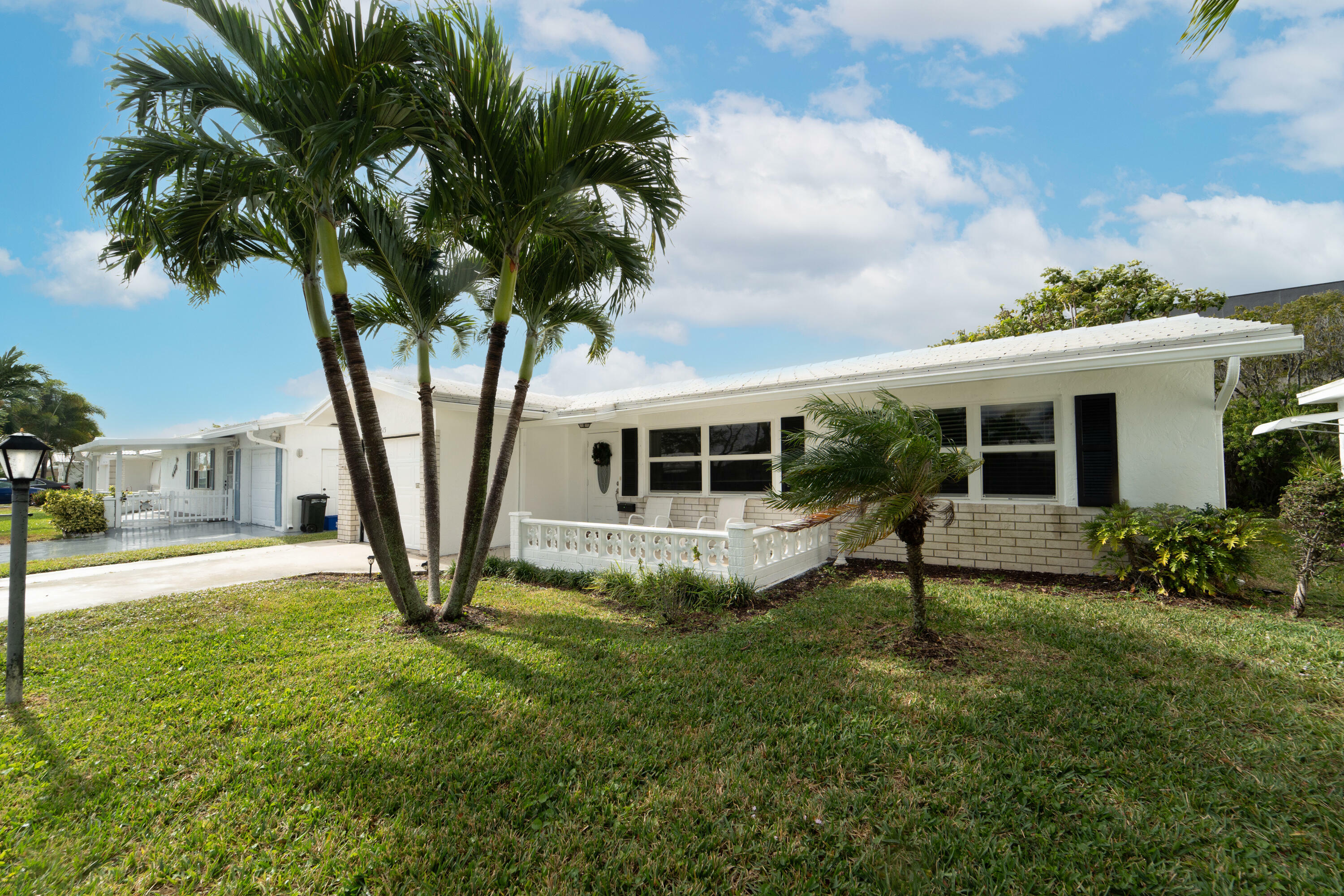 Property Photo:  1515 SW 22nd Street Street SW  FL 33426 