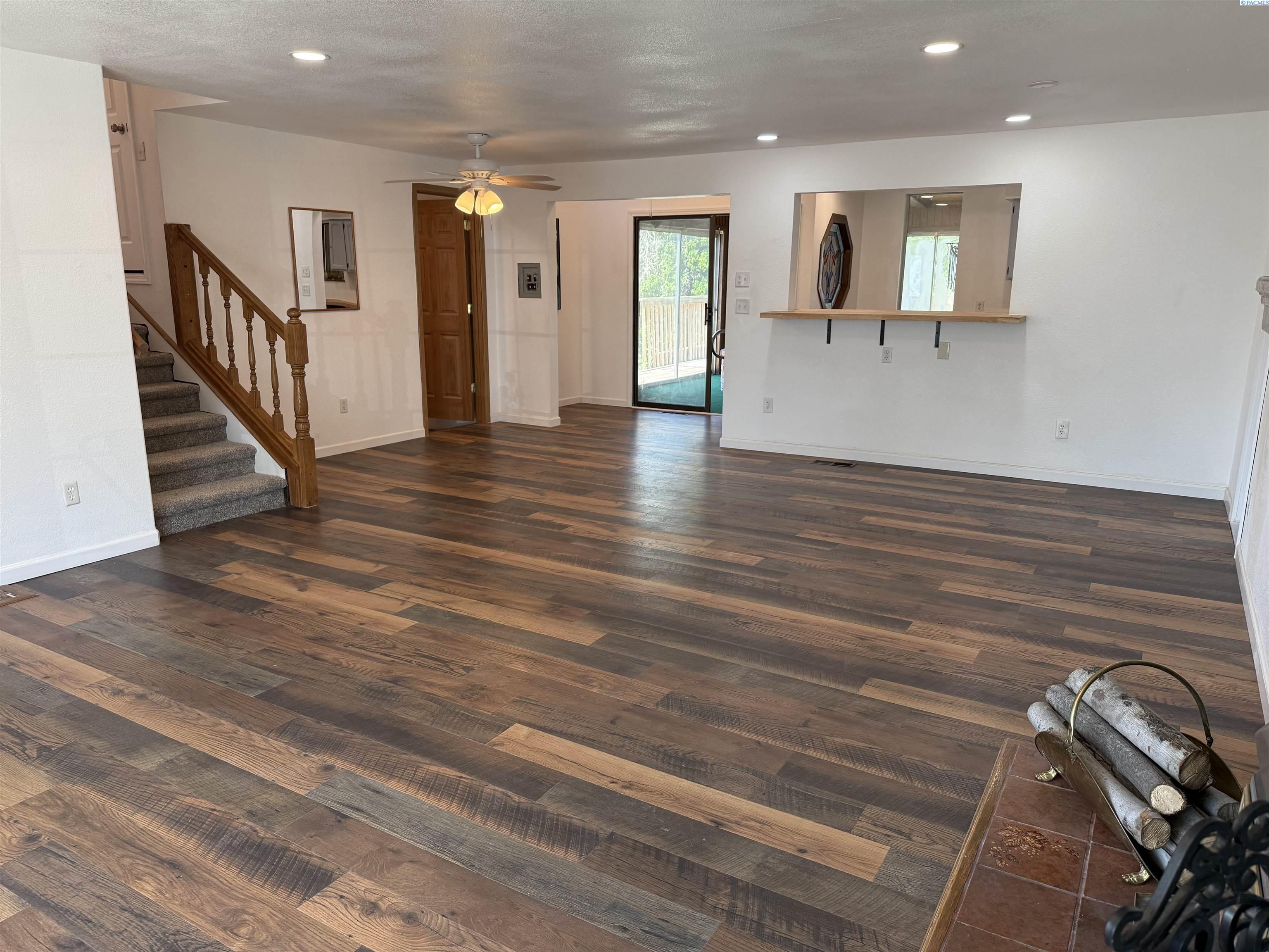 Property Photo: 6105 W Sylvester St. WA 99301