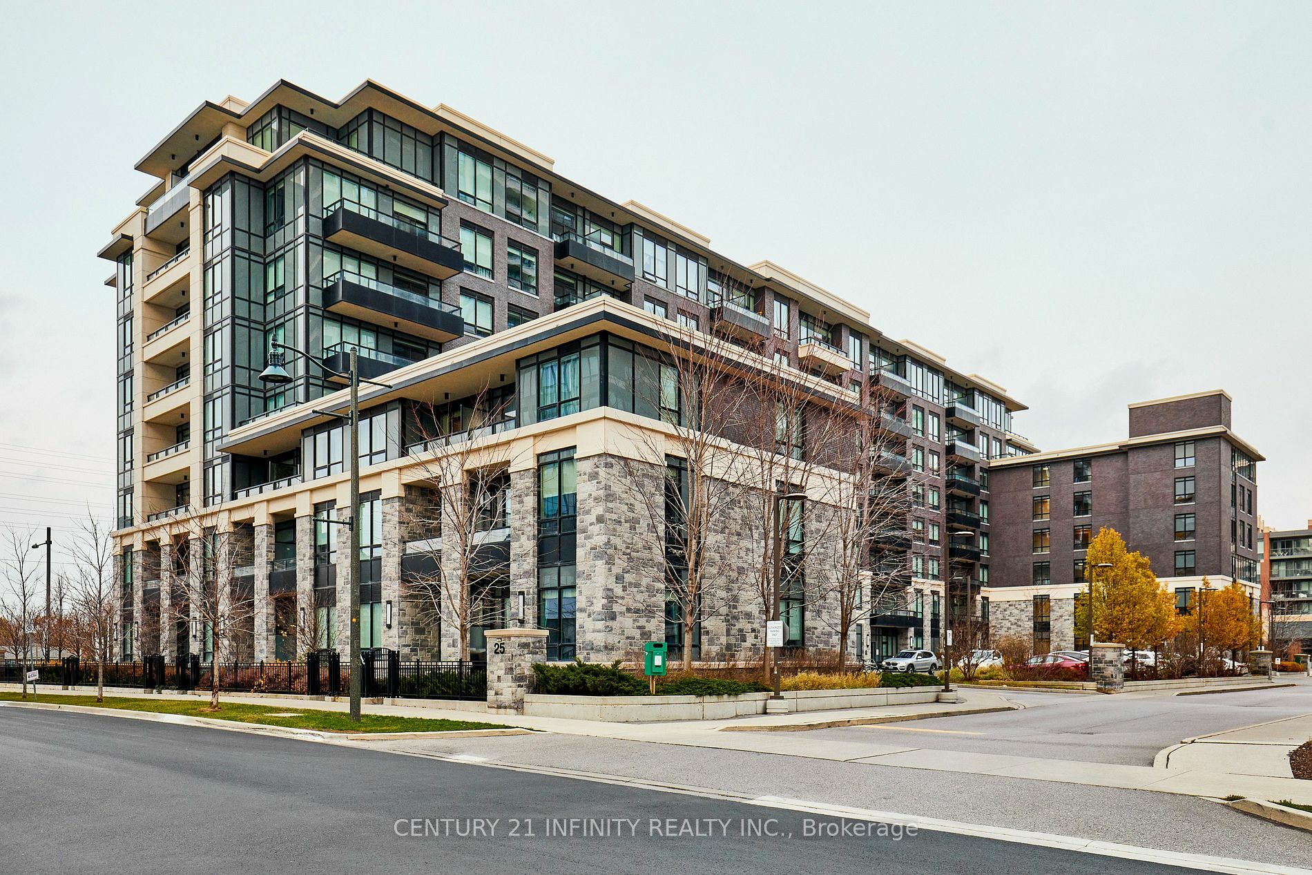 25 Water Walk Dr 115  Markham ON L6G 0G3 photo