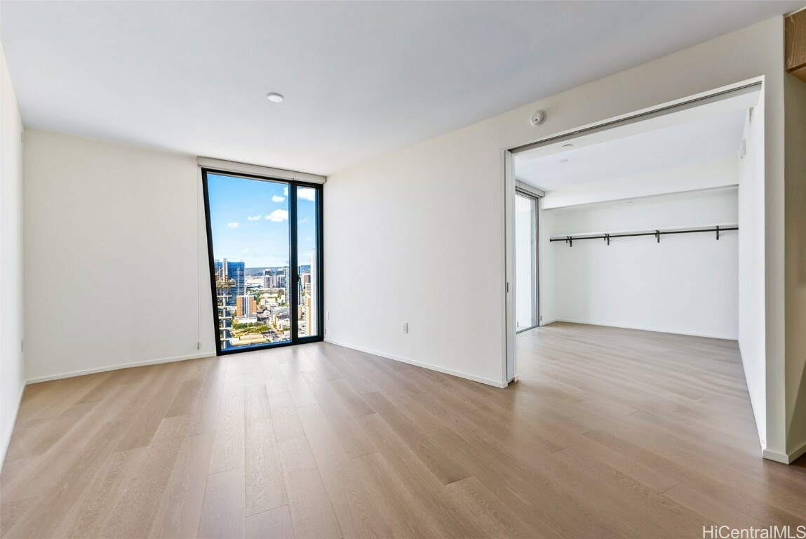 Property Photo:  1000 Auahi Street 3511  HI 96814 