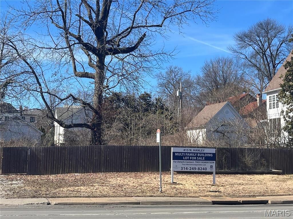 Property Photo: 415 N Hanley Road MO 63130