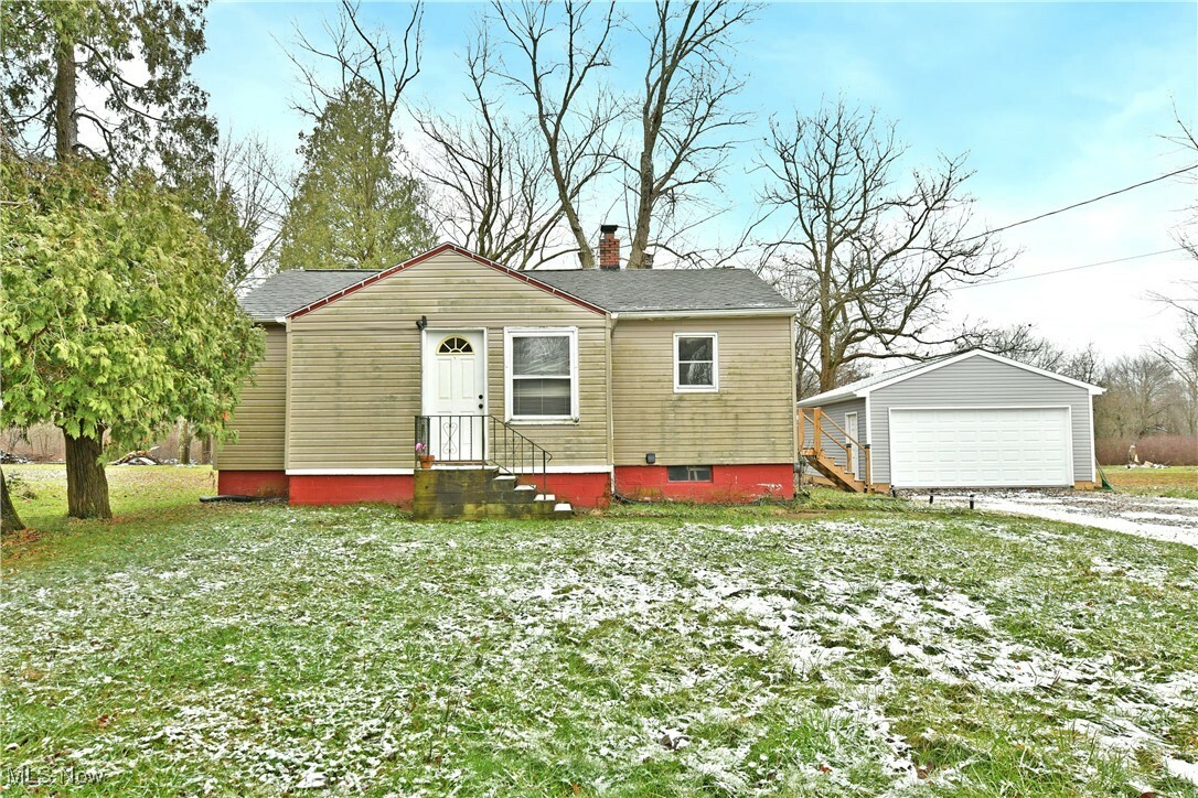 Property Photo:  4602 Smith Stewart Road  OH 44473 