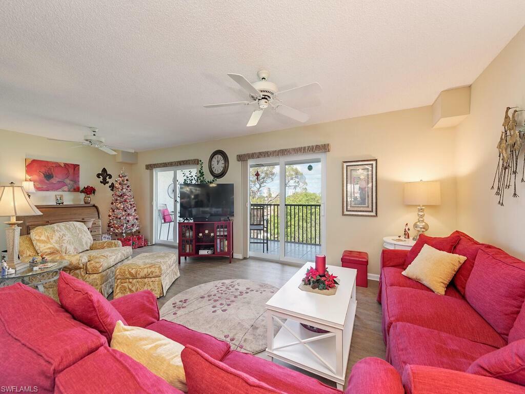 Property Photo:  555 Park Shore Dr B510  FL 34103 