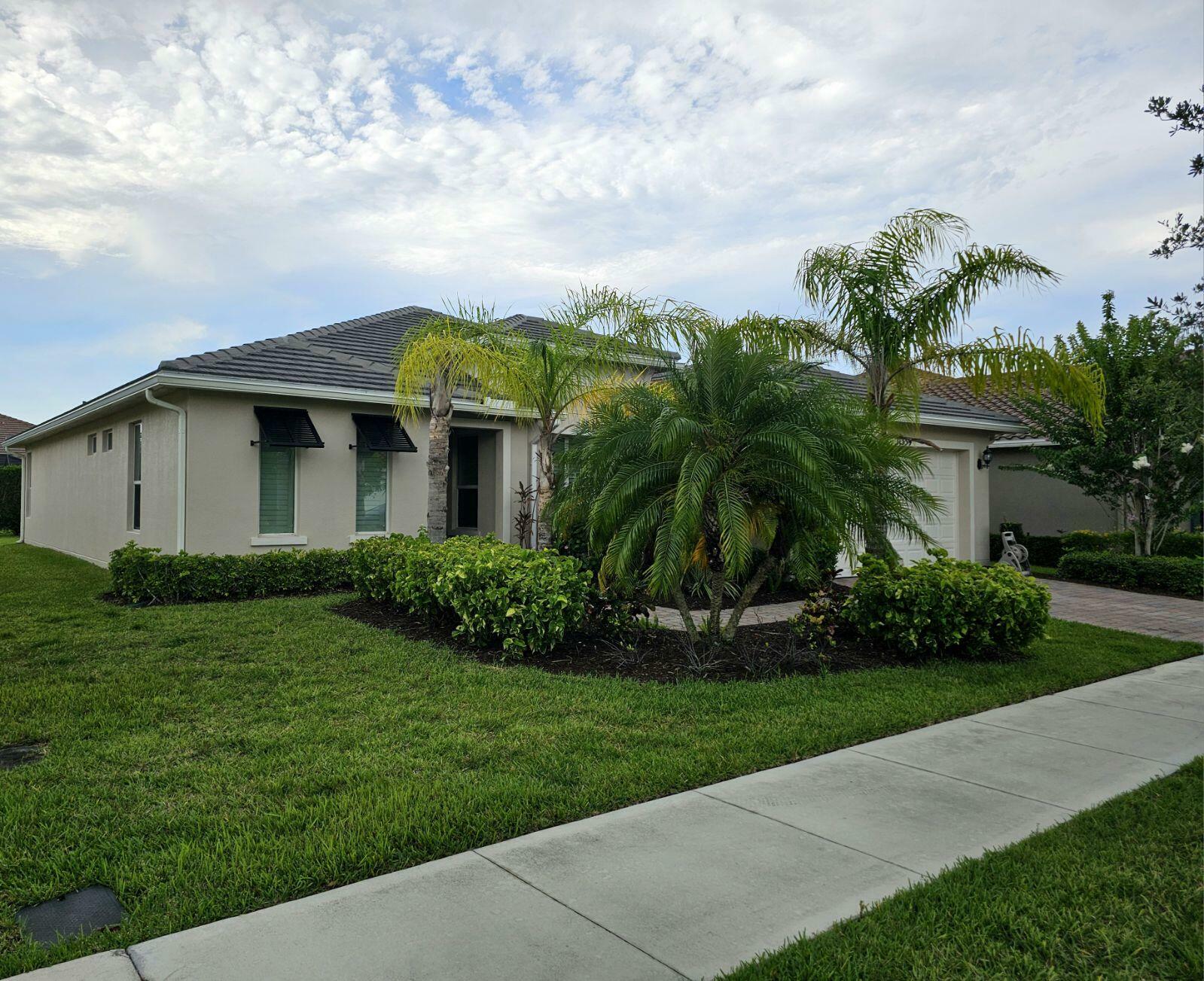 Property Photo:  11359 SW Apple Blossom Trail SW  FL 34987 