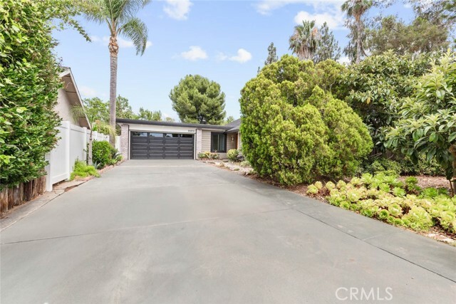 23812 Pesaro  Laguna Hills CA 92653 photo