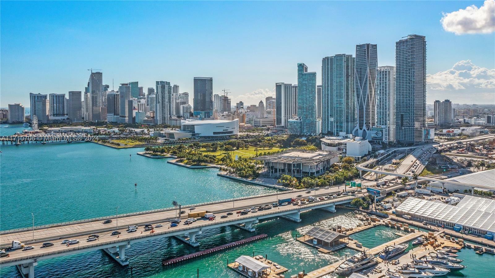 Property Photo:  1040 Biscayne Blvd 3005  FL 33132 