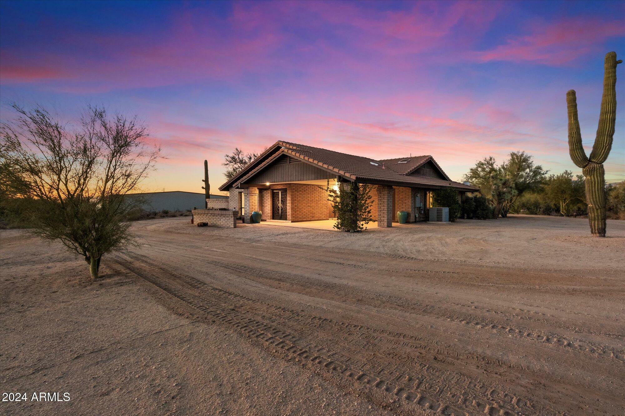 Property Photo:  34642 N 52nd Street  AZ 85331 