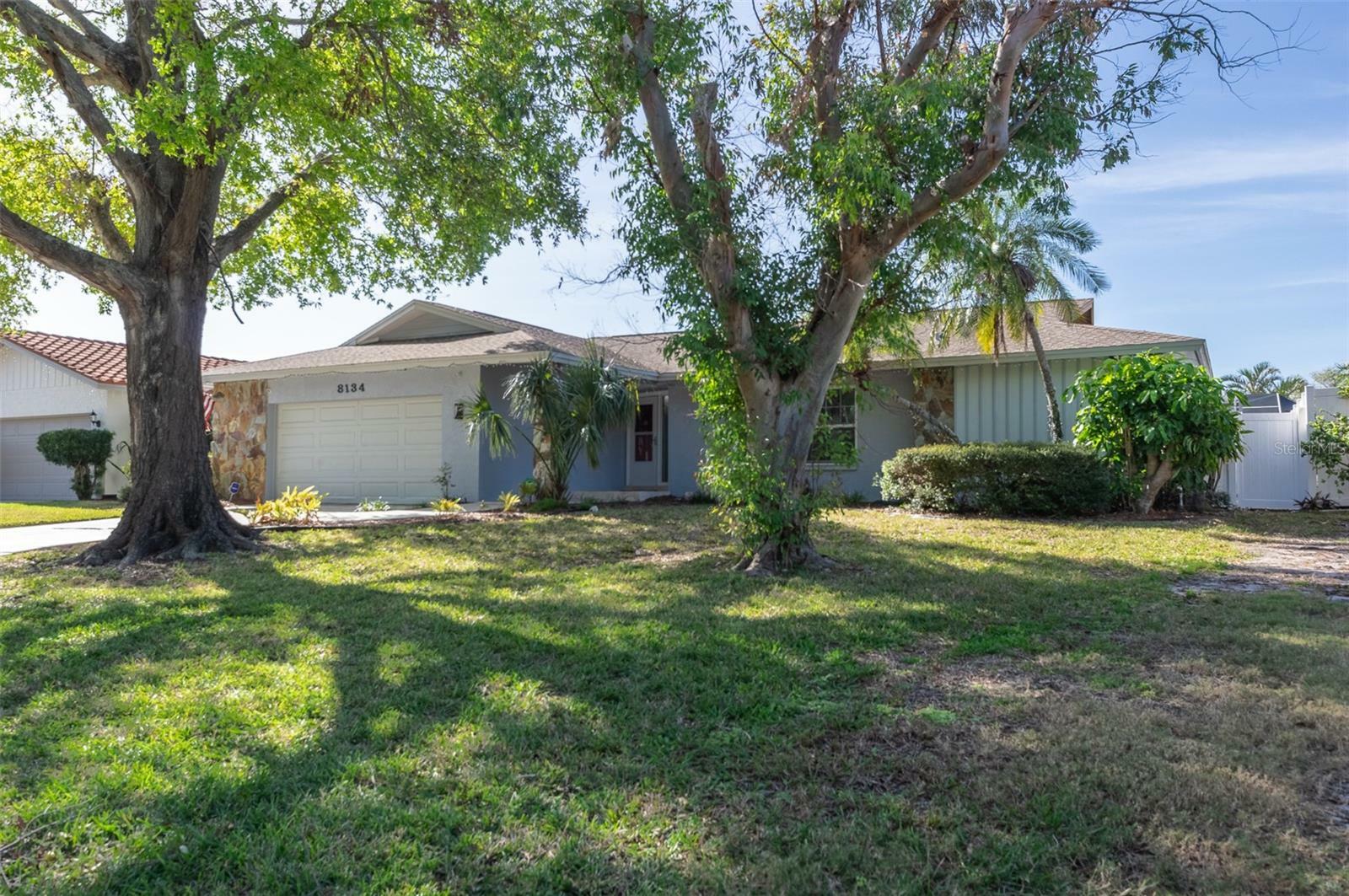 Property Photo:  8134 Bayshore Drive  FL 33776 