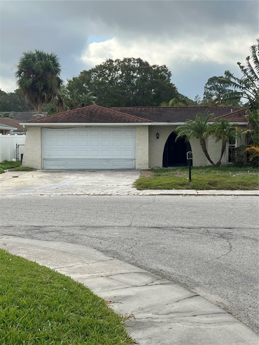 Property Photo: 6114 Seabreeze Drive FL 34668