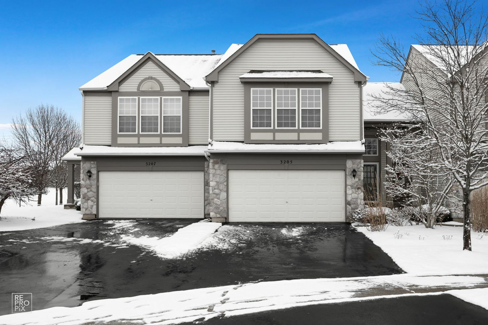 3205 Bromley Lane  Aurora IL 60502 photo