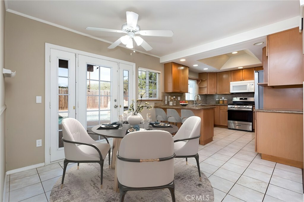 Property Photo:  1150 Lochwood Place  CA 92026 