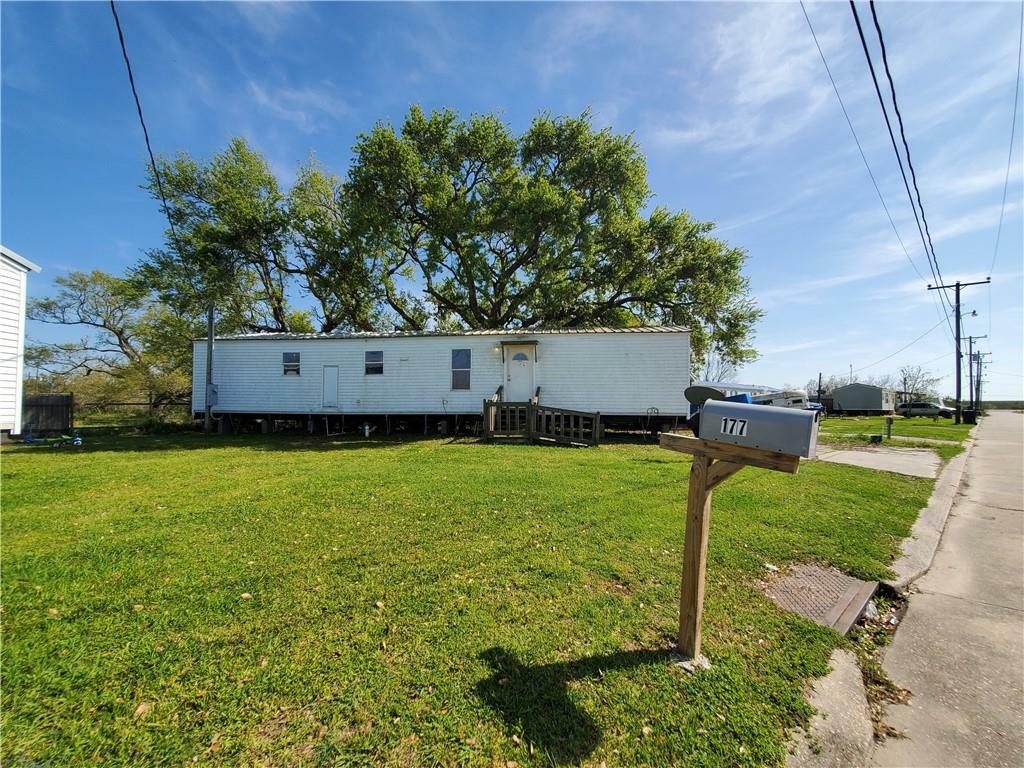 Property Photo:  177 Wildwood Drive  LA 70041 