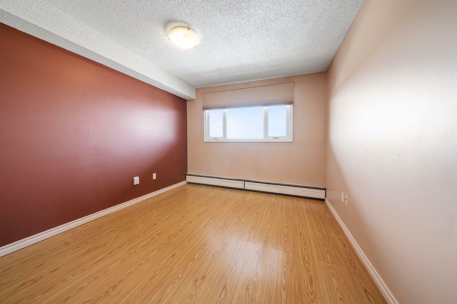 Property Photo:  4902 37 Street 1108  AB T4N 6M9 