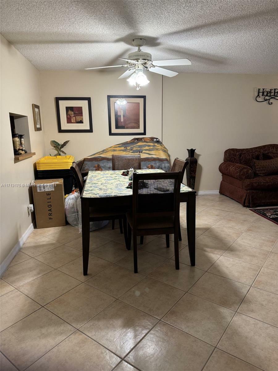 Property Photo:  401 SE 3rd St 204  FL 33004 