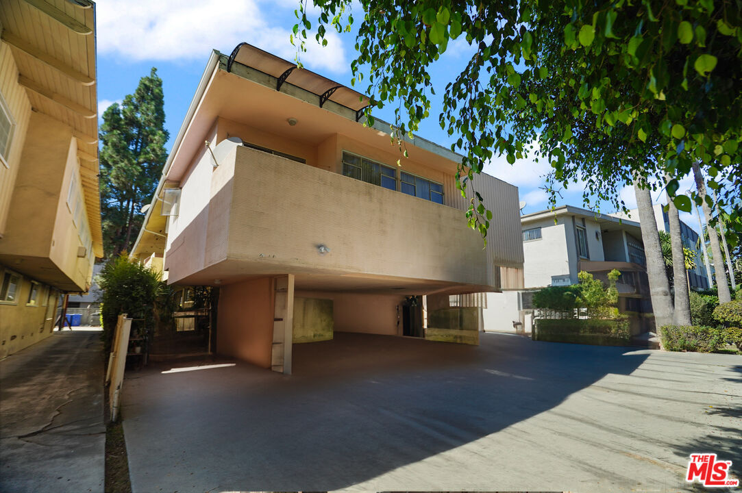 849  S Bedford St 4  Los Angeles CA 90035 photo