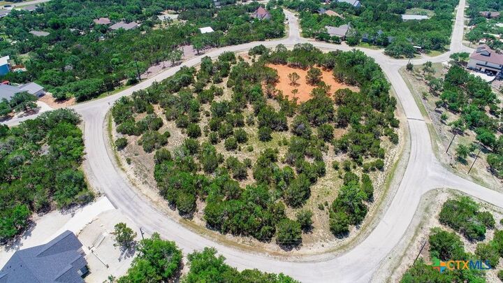 Property Photo:  520 Golden Eagle Loop  TX 78133 