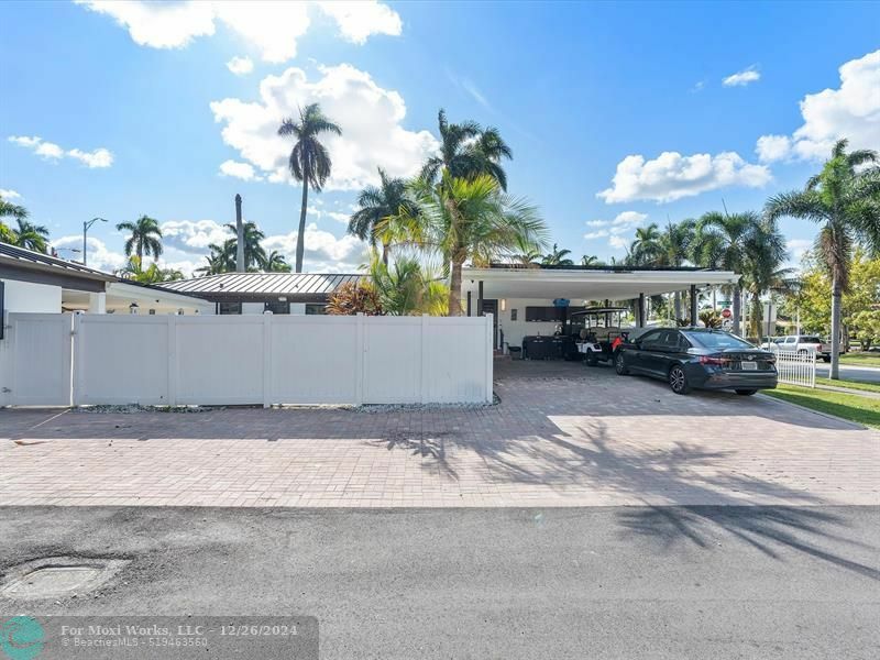 Property Photo:  1355 Hollywood Blvd  FL 33019 