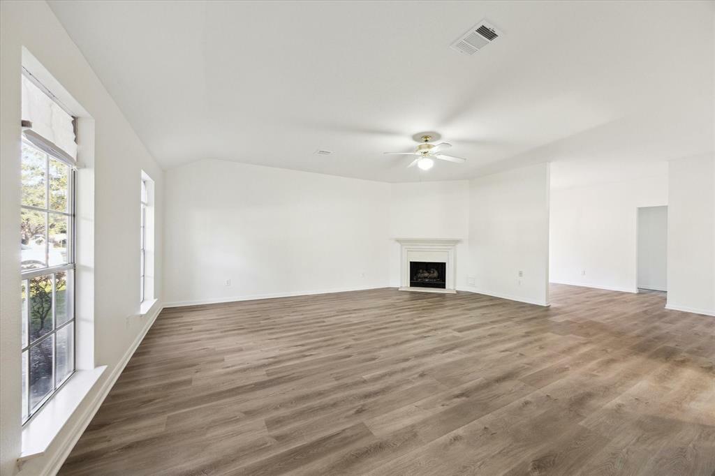 Property Photo: 330 Quail Bend TX 77474