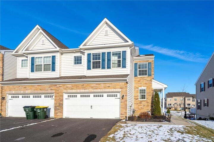 369 Redclover Lane  Upper Macungie Twp PA 18104 photo